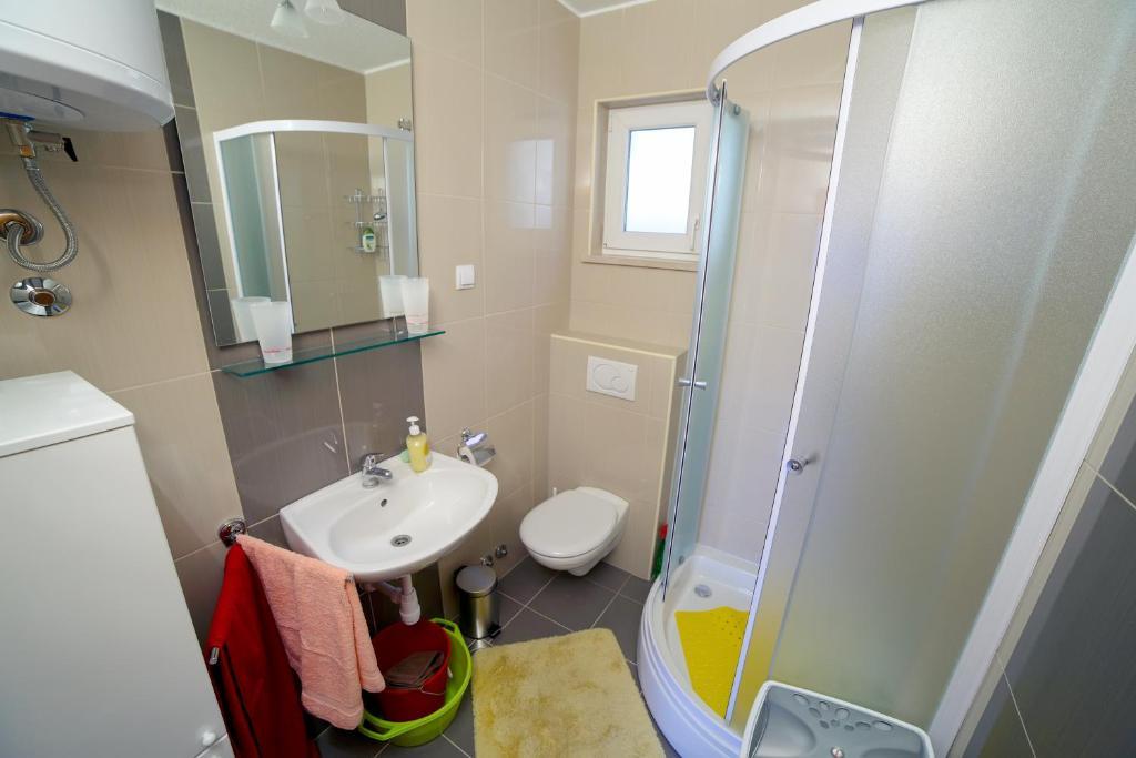 Apartments 1234 Mimice Bilik gambar